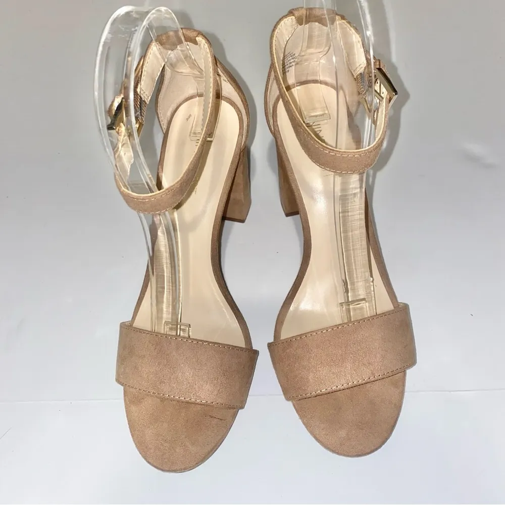 Nine West Abrah Tan Faux Suede Ankle Strap Block Heel Open Toe Sandals 7.5 - Image 2