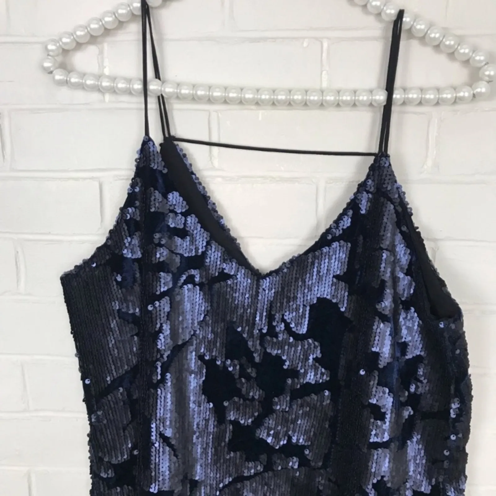 NWT Ro & De Navy Sequin Velvet Top Size M - Image 2