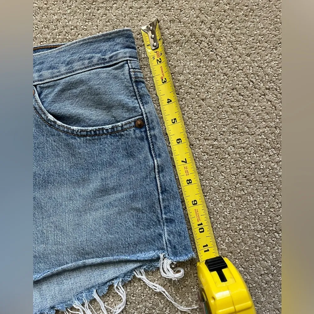 Levi 501 Cut Off Button Fly Denim Shorts Size 27 - Image 6