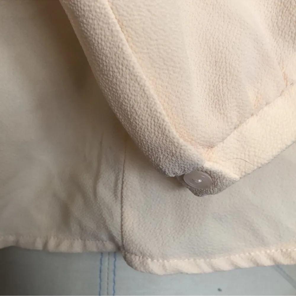 ASTR the Label Ivory Cream Crochet Trim Blouse Shirt Top Small - Image 5