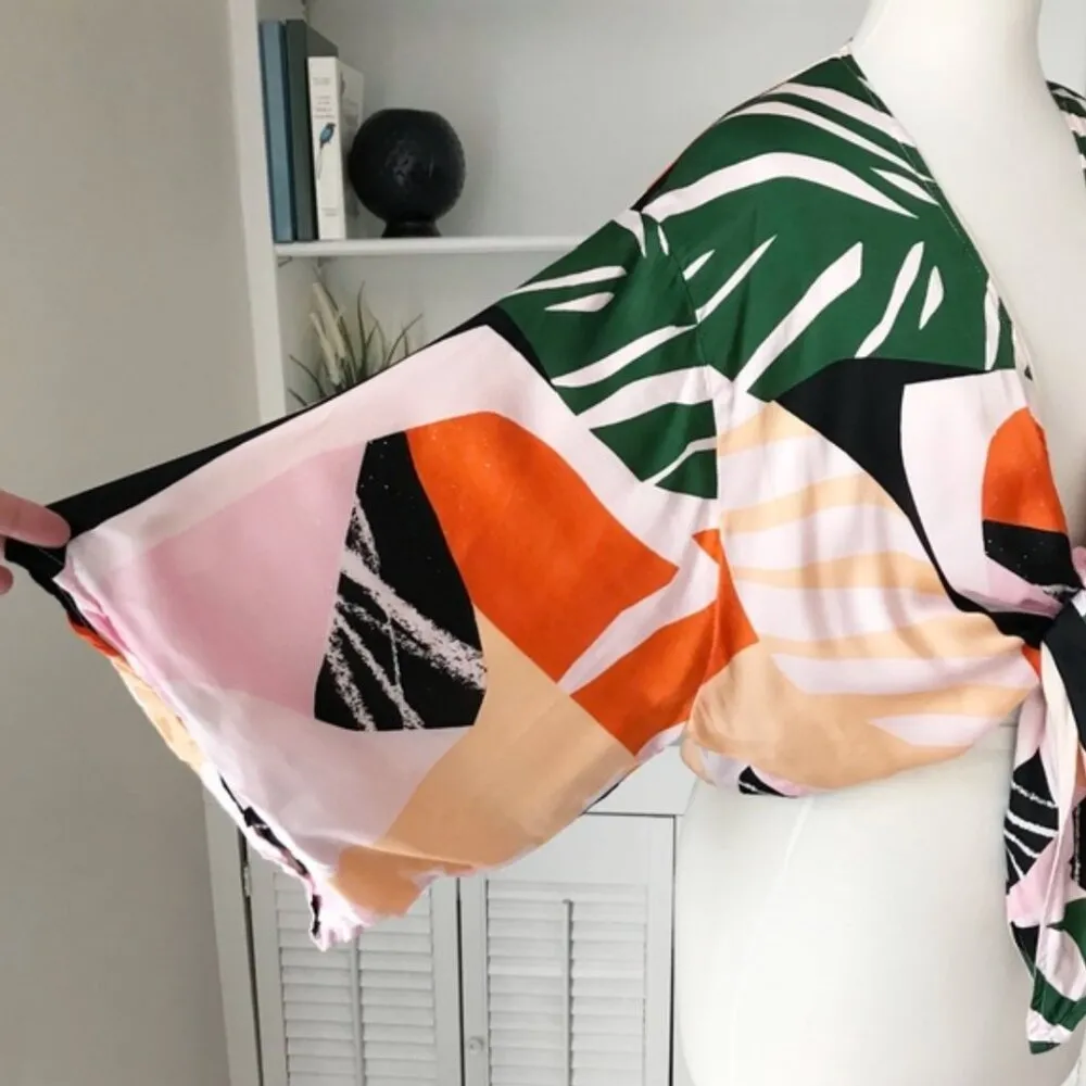 Revolve Skye & Staghorn Eddie Kimono Tie Top M Satin Tropical Mod Palm Print Pink Size M - Image 7