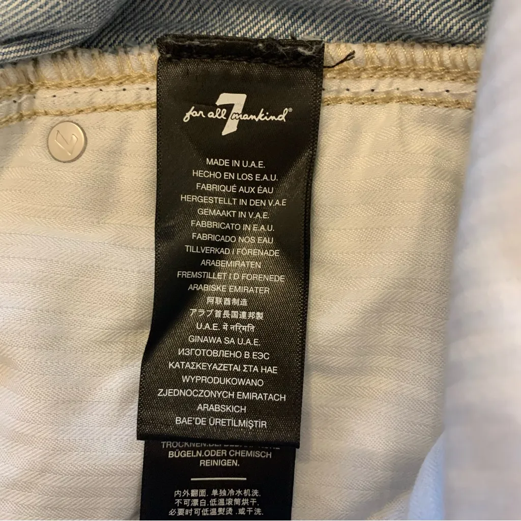 7 For All Mankind Balloon High Waist Distressed Raw Hem Jeans Size 26 - Image 12