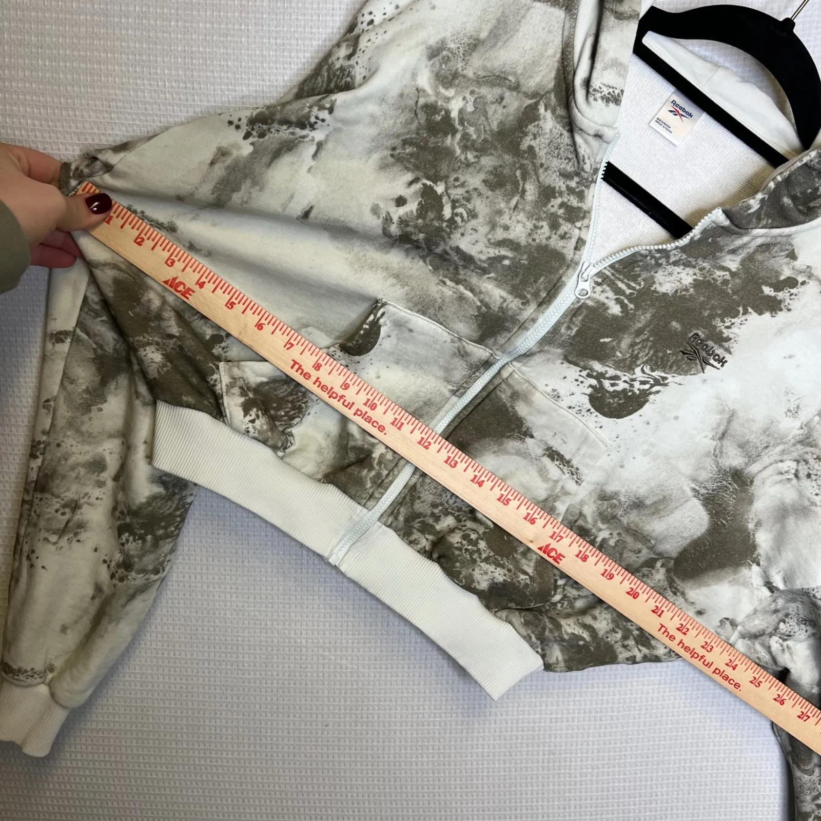 Reebok Tie Dye Cropped Zip Up Hoodie Athletic Women's Size M - Image 7