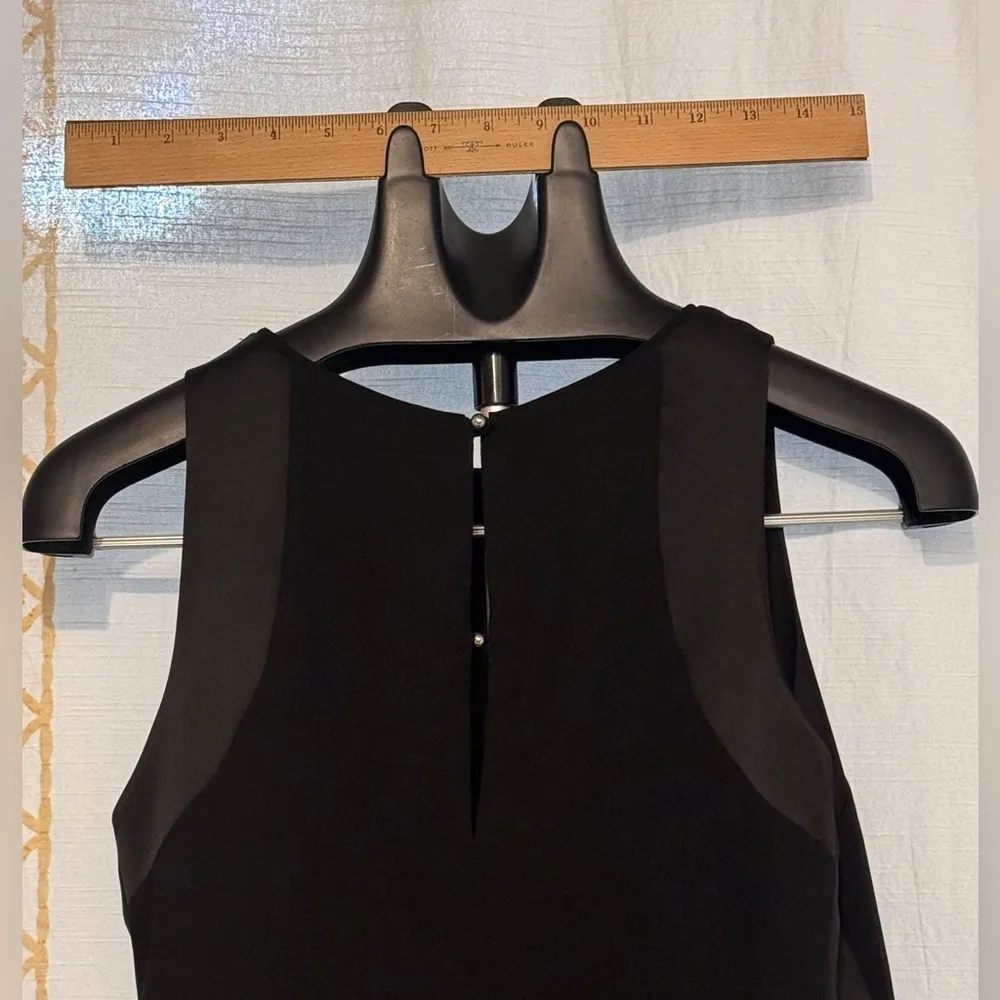 White House Black Market Hilo Blocked Shell size 6 w/shiny buttons on back - Image 7