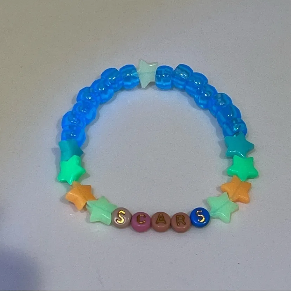 Kandi Swiftie glow in the dark festival concert bracelet SCARS, one of a kind - Image 2