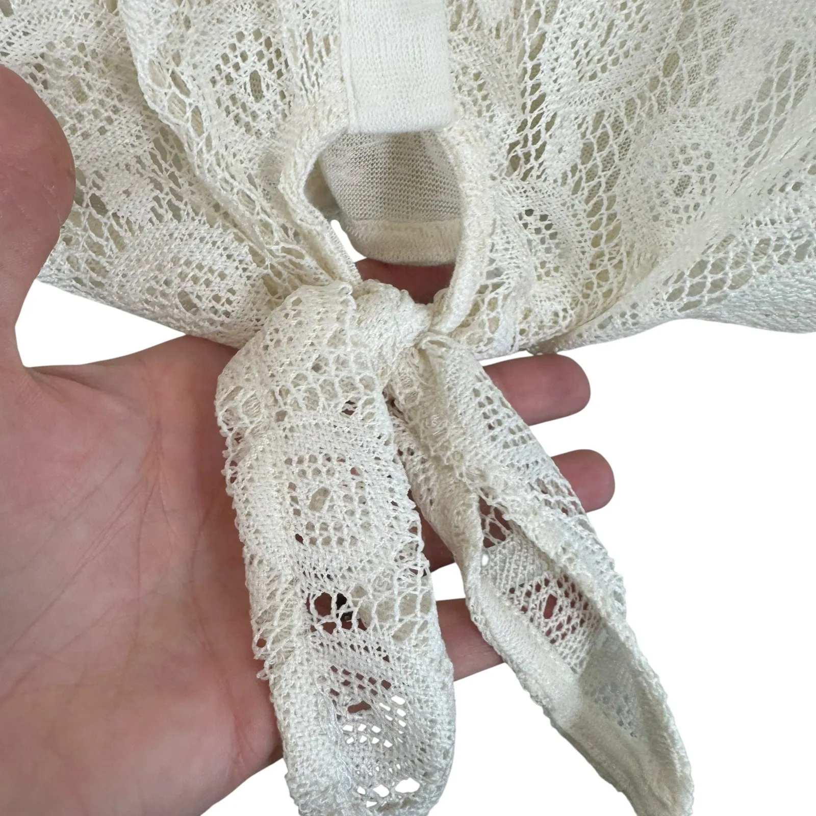 Dream Out Loud Selena Gomez Cream Lace Cropped Sleeveless Button Up Blouse XL - Image 4