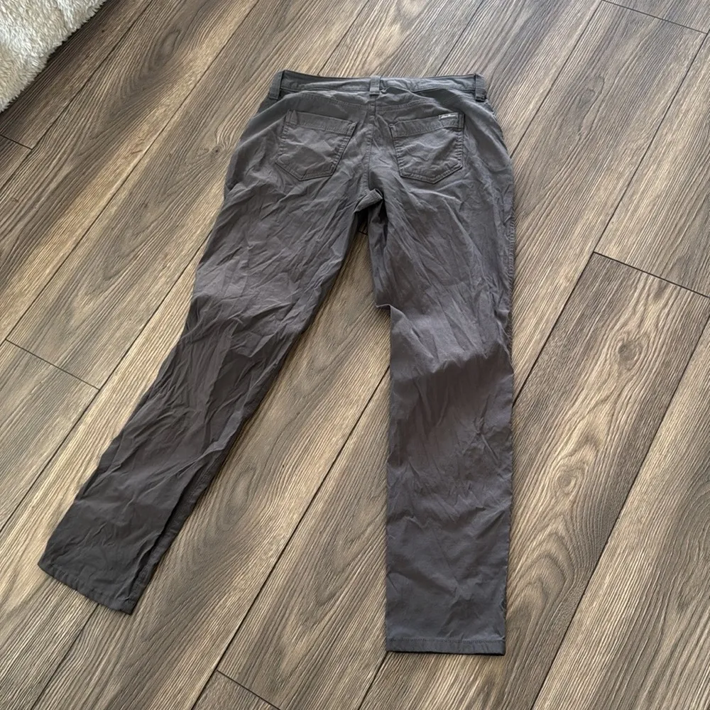 Eddie Bauer Women's Charcoal Trousers size 6 - Image 2
