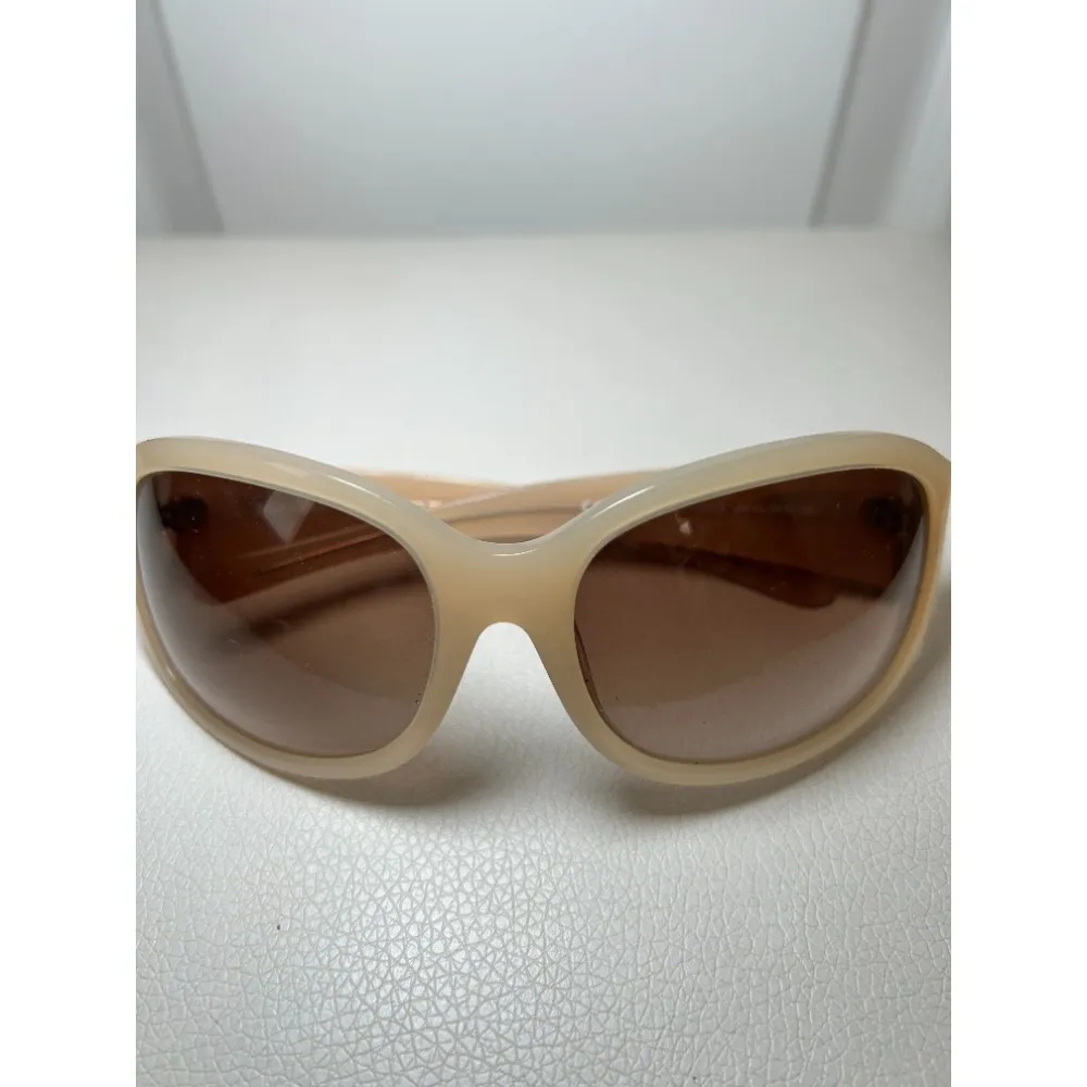 Juicy Couture Beach Baby Cream Frame Brown Gradient Lens Sunglasses‎ Italy - Image 2
