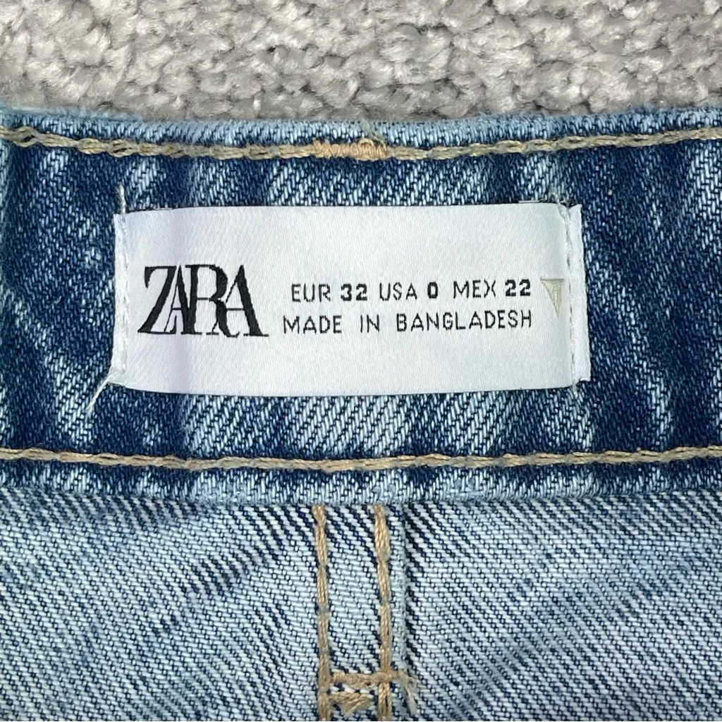 Zara Micro Shorts Women's 0 Blue Cut Off Frayed High Rise Button Fly Denim - Image 4