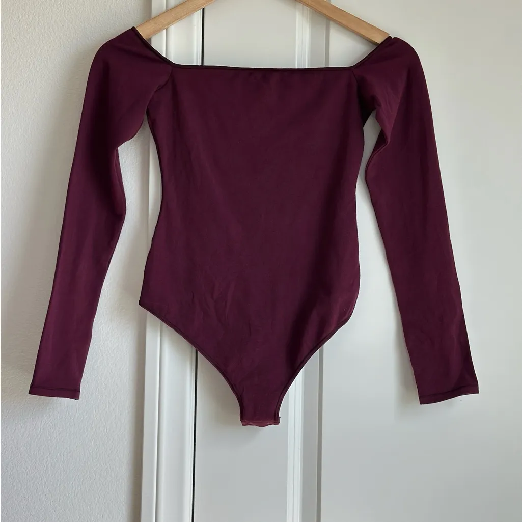 New w/ Flaw Skims Cotton Jersey Off the Shoulder Bodysuit- SMALL - Image 3