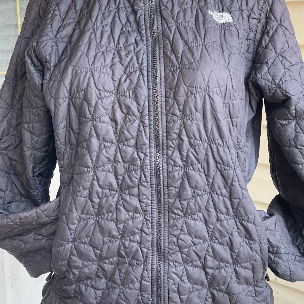 Black North Face down jacket - Image 2