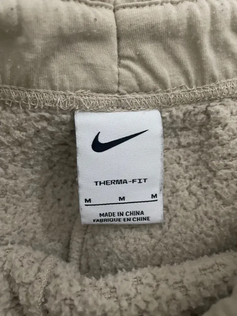 Nike Teddy Sweatpants size Medium - Image 4
