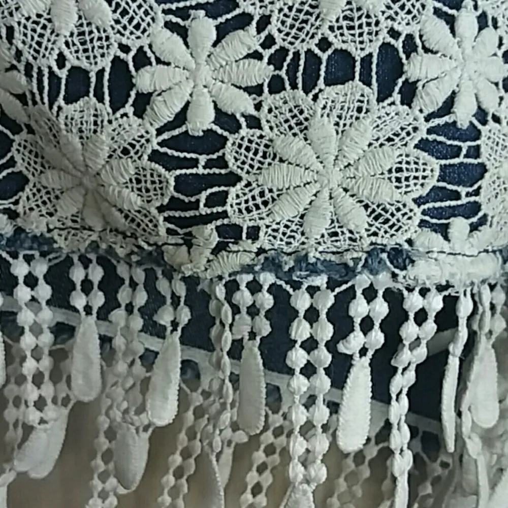 Lei lace denim shorts - Image 3