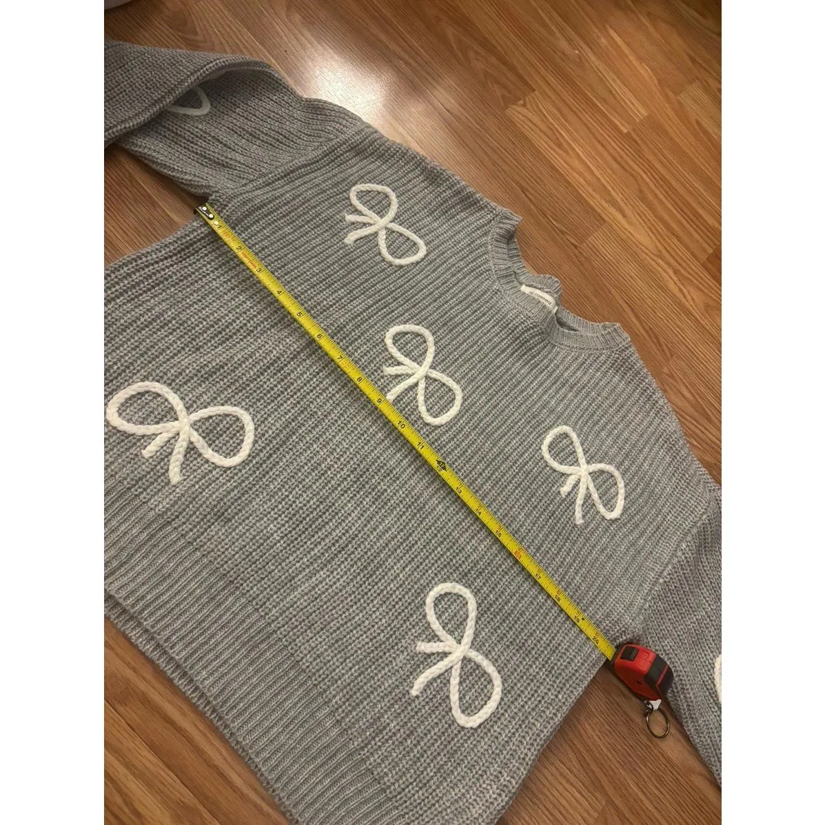 No Comment Sweater With Bows Size Large - Image 3