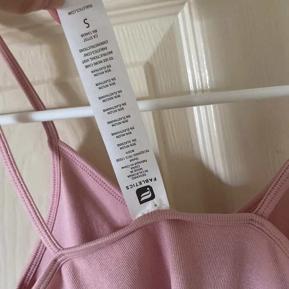 NEW FABLETICS Marlowe Crop Ribbed Tank Top Pale Pink Activewear Size Small NWT - Image 6