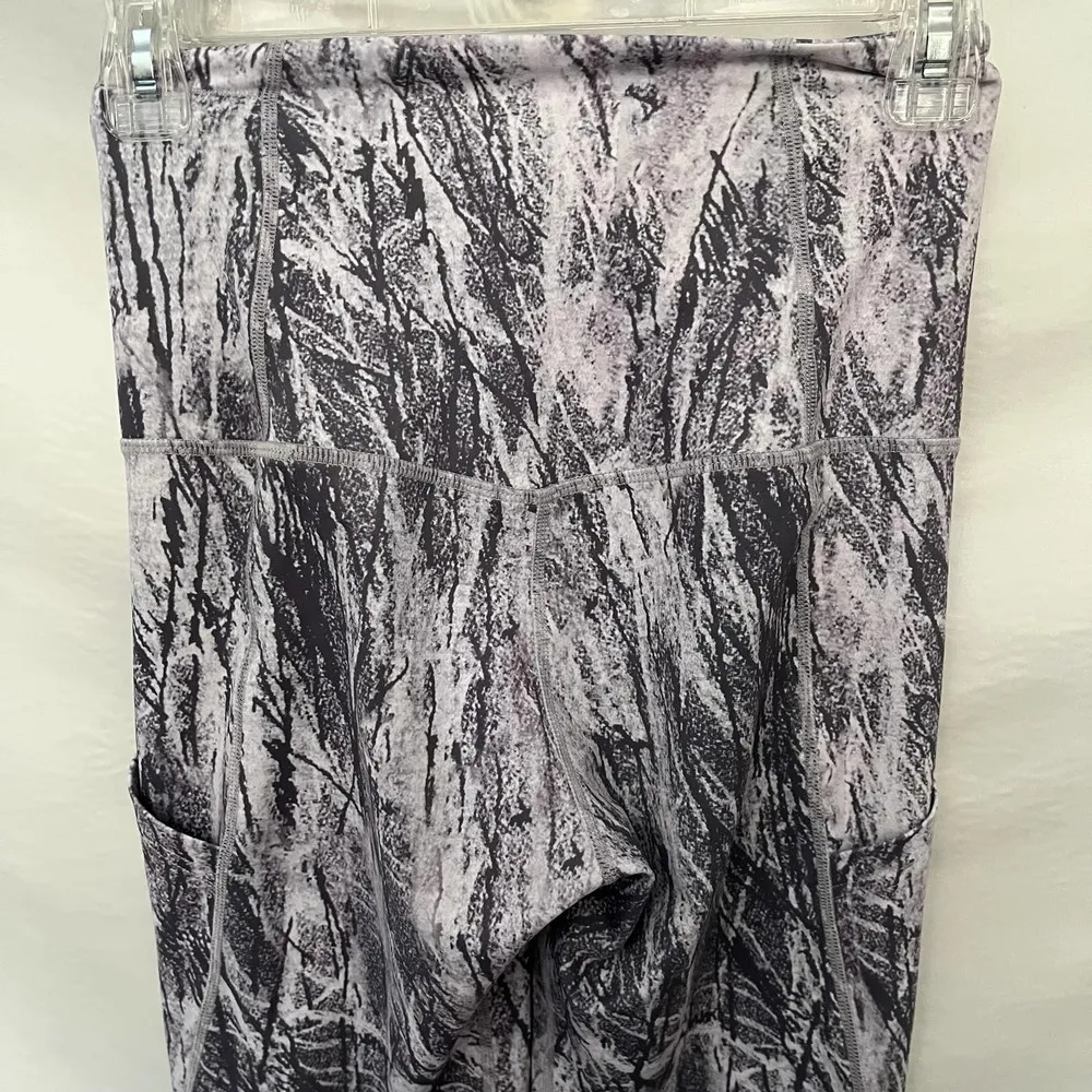 P’tula  Chandre Birch Marble Athletic Leggings Size Medium High Rise Gray - Image 11