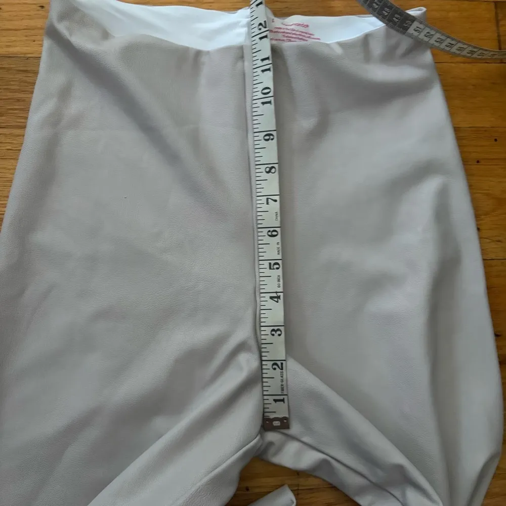 Commando Faux Leather Leggings Size Large - Image 6