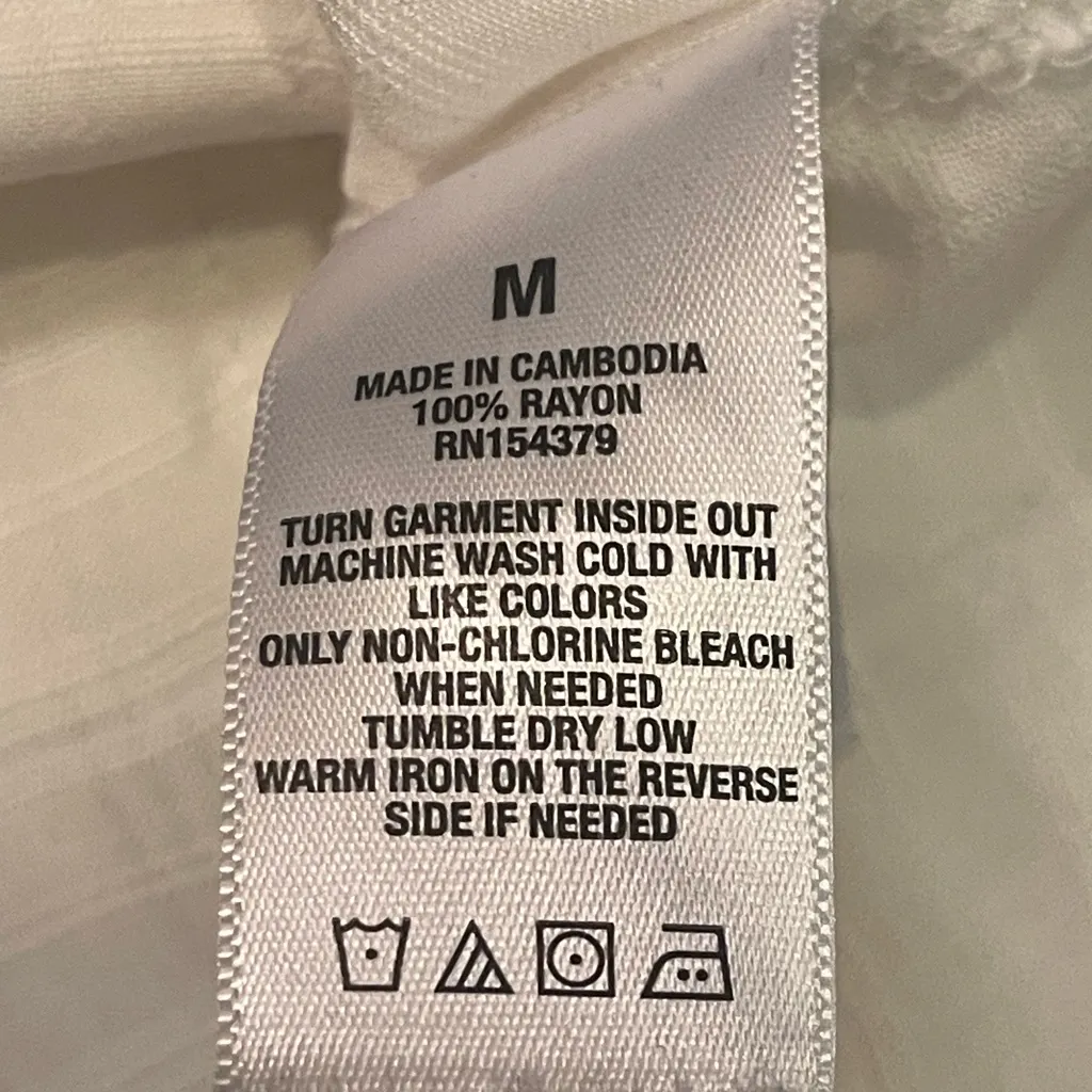 Women's Off White Button-Up Top Aeropostale woman’s medium EUC - Image 6