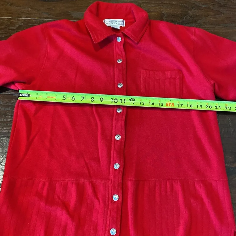 Jennifer Moore Activewear 2 piece outfit. - Image 9