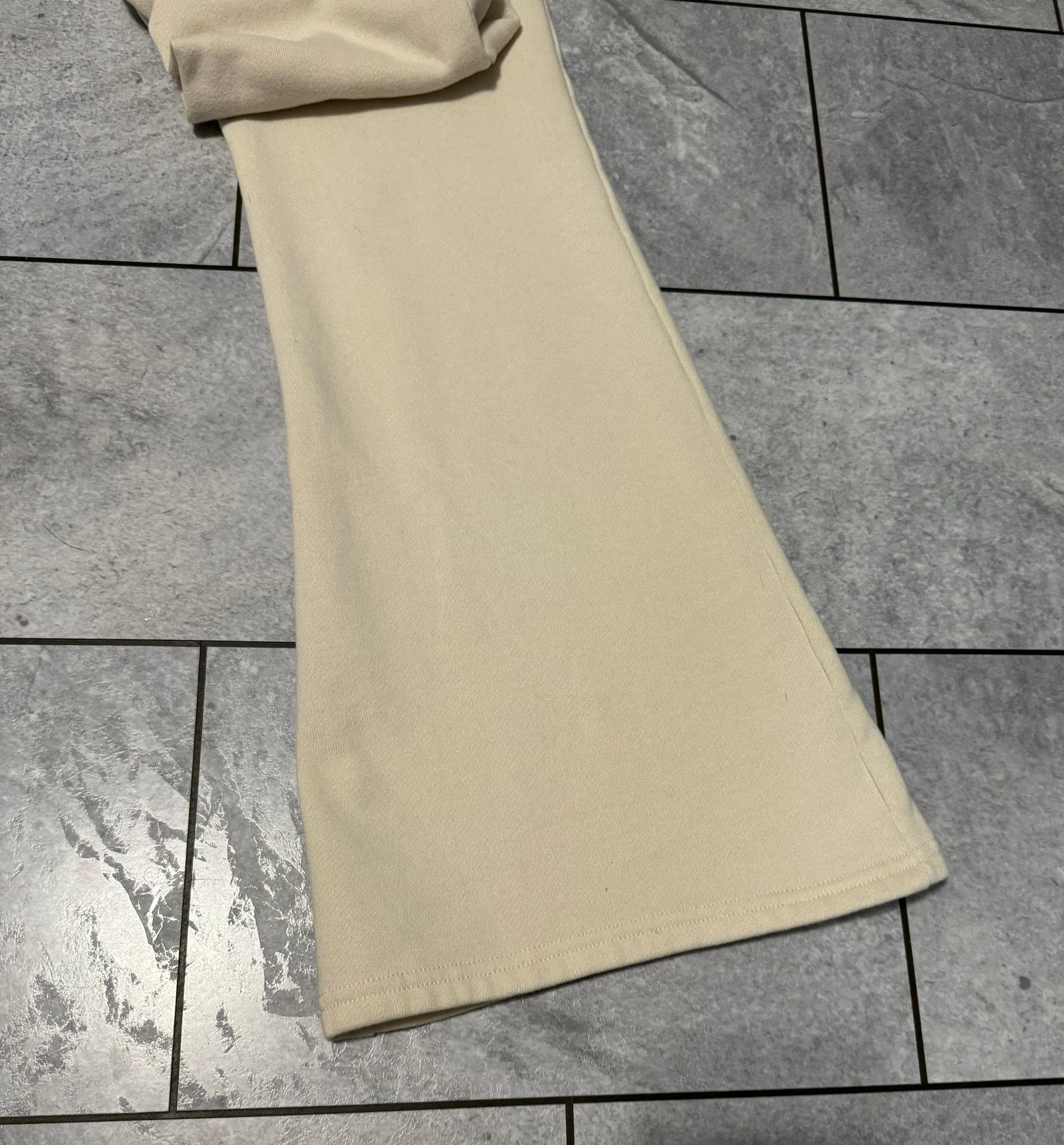 Hollister Flare Sweatpants - Image 3