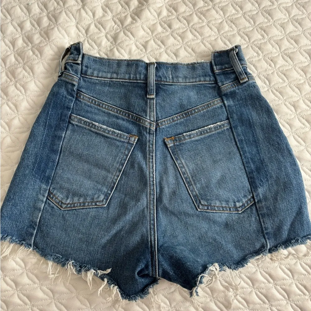 A&f Blue Denim Shorts - Image 3