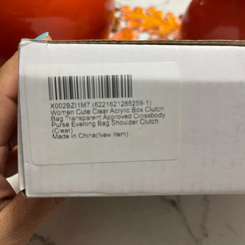 Elegant Transparent Box Clutch with Gold Chain - Image 8