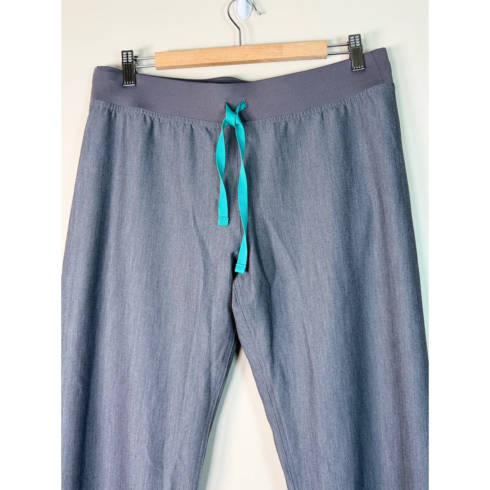 FIGS Scrub Pants Size M Medium Grey Technical Collection Drawstring Waist - Image 2
