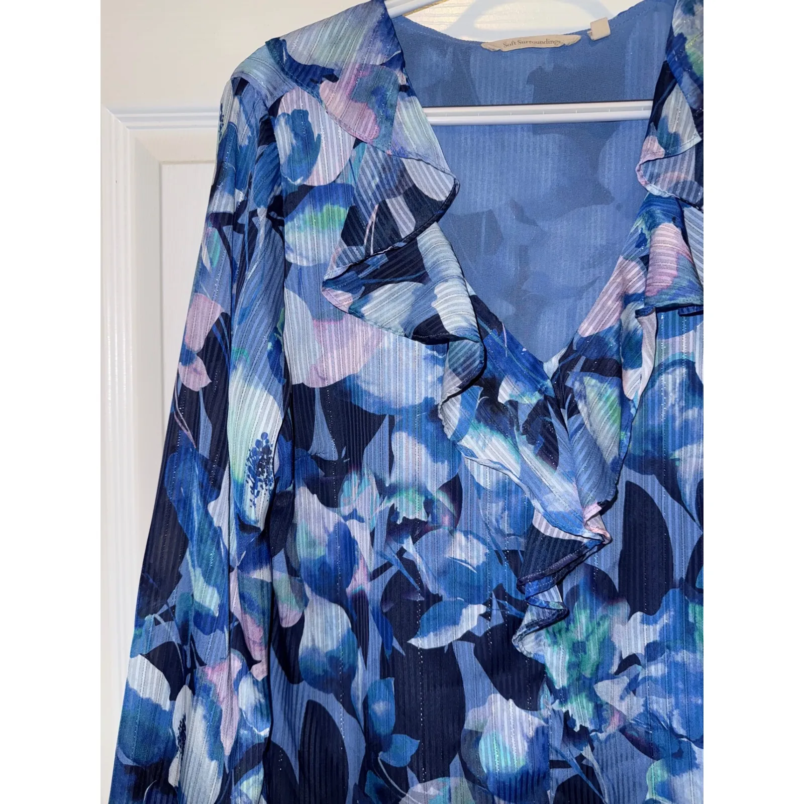 Soft Surroundings Floral Ruffle Blouse Long Sleeve Sheer Blue Size L - Image 2