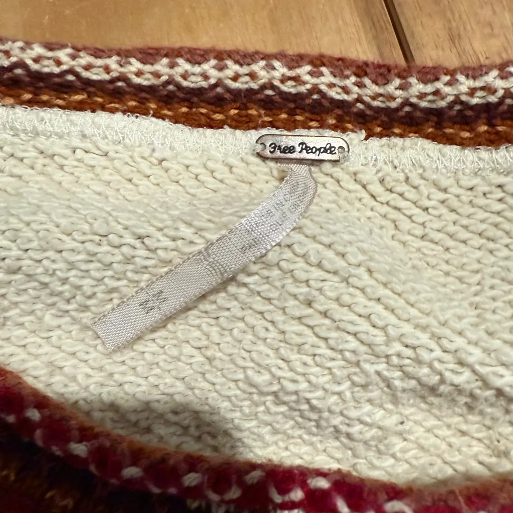 Free people sweater top medium - Image 3