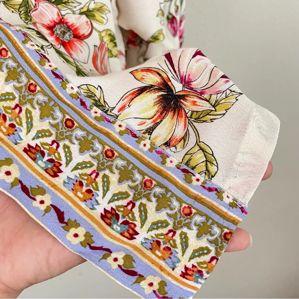 Anthropologie Akemi + Kin Floral Long Sleeve Open Short Kimono Cardigan One Size - Image 10