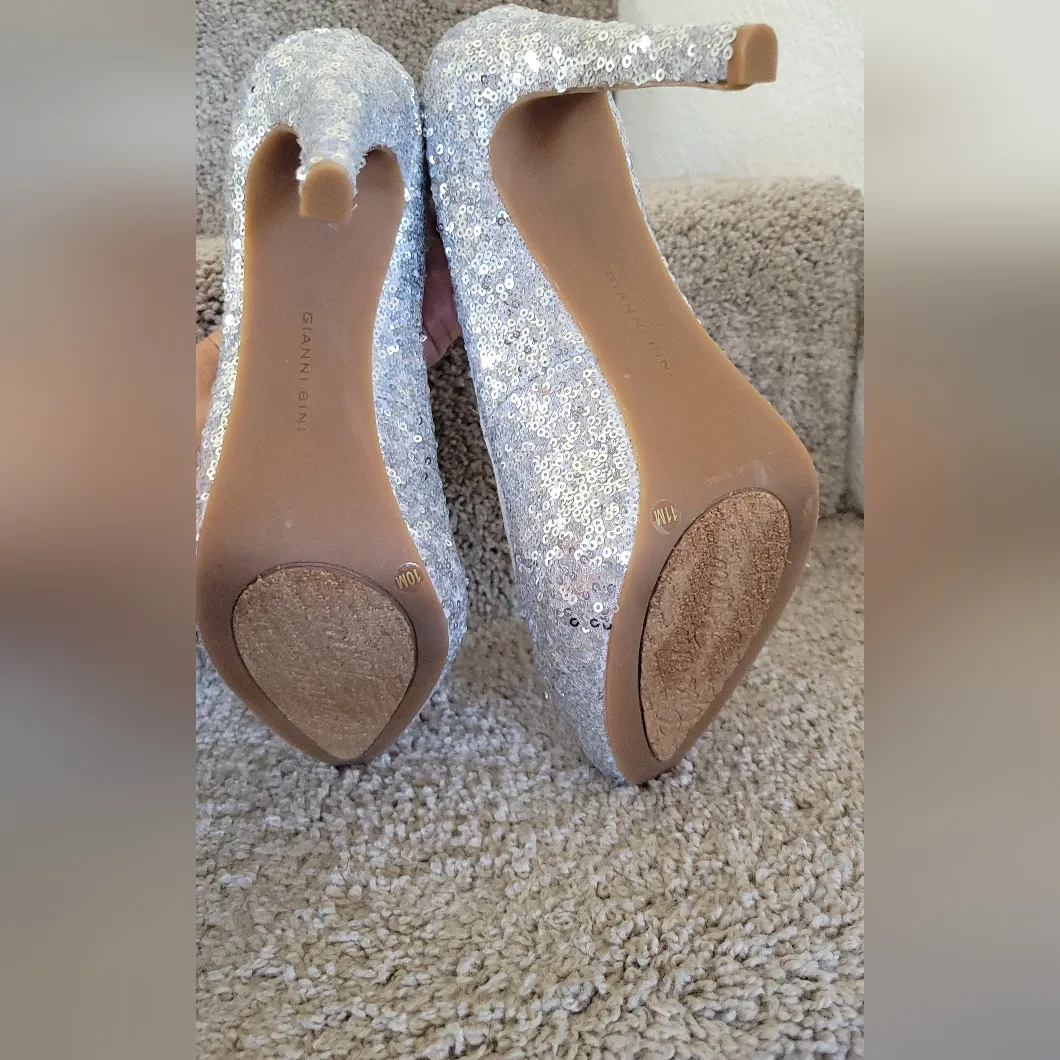 Gianni Bini  Silver Sequin Stiletto Heels 10 - Image 5
