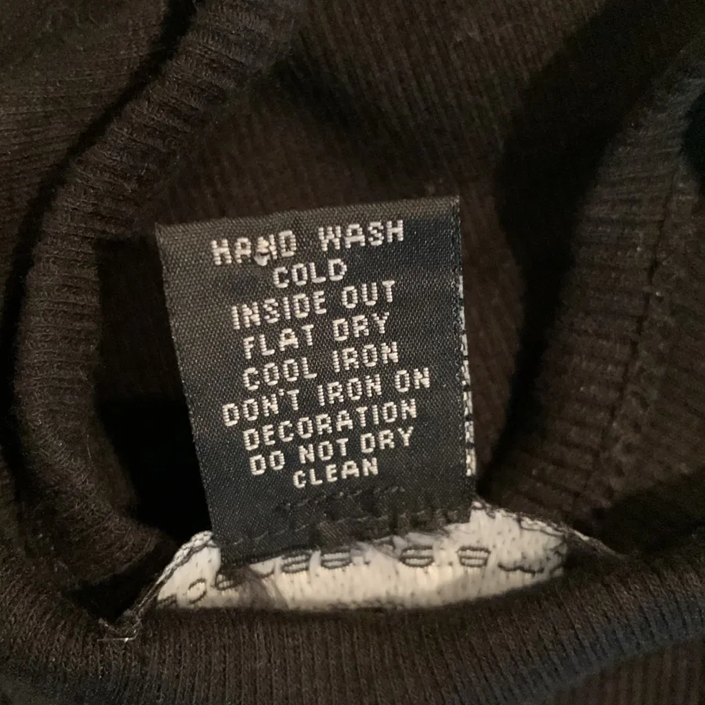 Spenser Jeremy black V neck ribbed sleeveless top with silver embellishments - Image 7