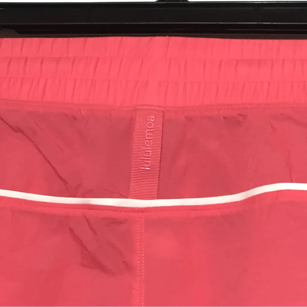 Lululemon License to Train High-Rise Lightweight Short in Glaze Pink Size 12 - Image 5