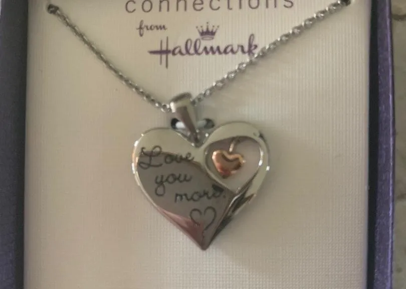 Hallmark Necklace - Image 2