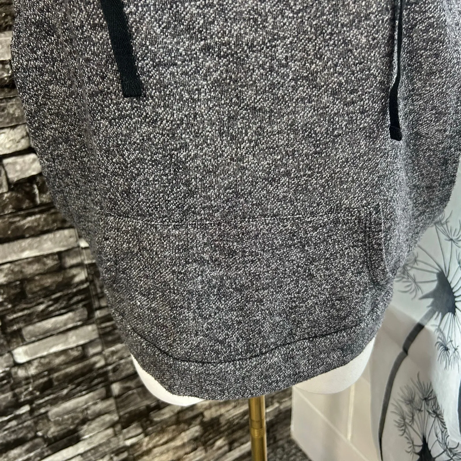 Soft Knit Sleeveless Hoodie XL Front Pocket Black Variegated Boho Punk Retro - Image 4