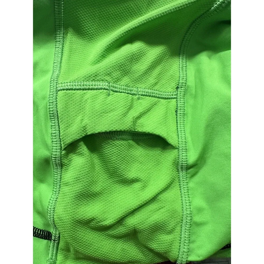 Lululemon Cardio Kick Racerback Tank in Black Faded Zap Frond Size 2 - Image 4