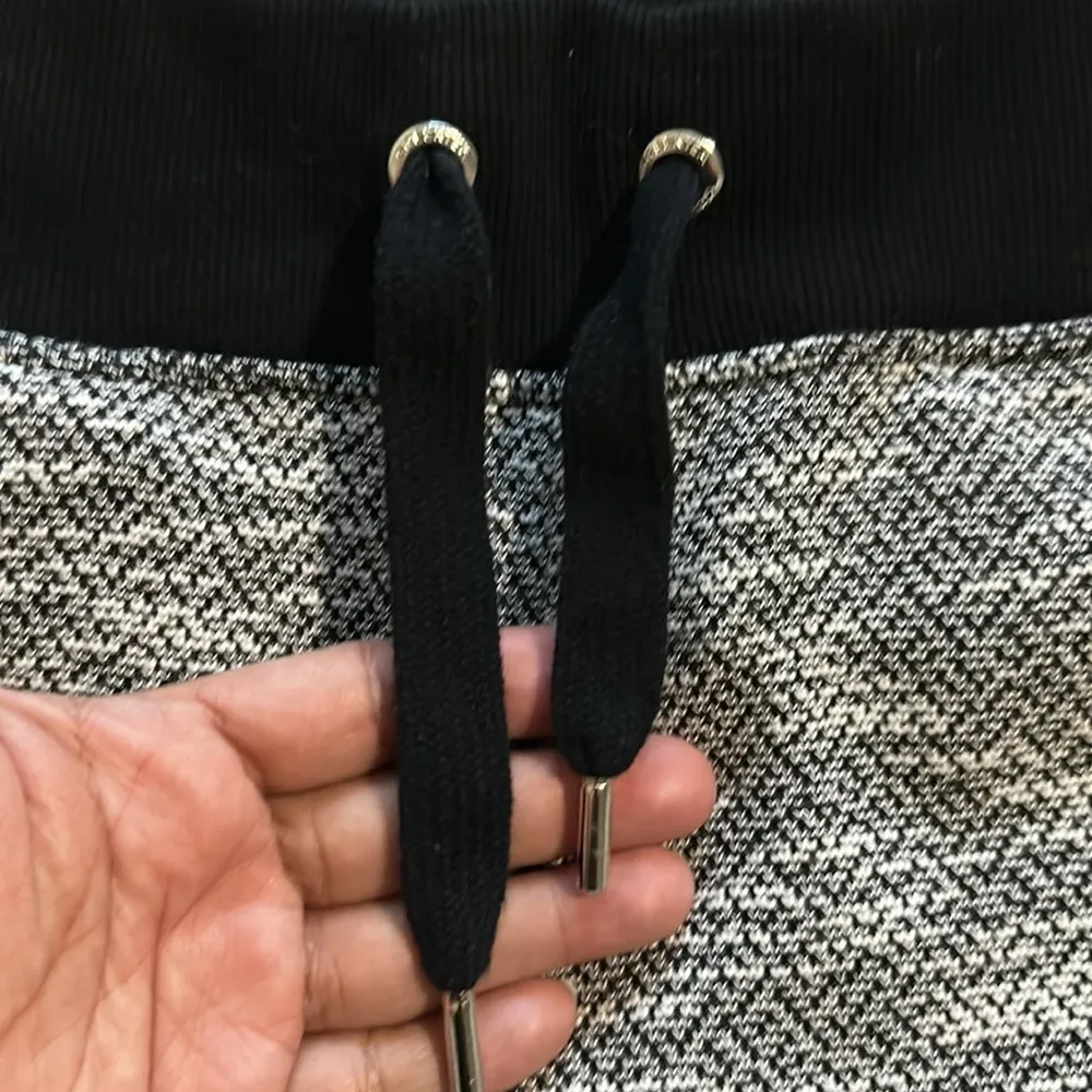 Green Tea Black White Joggers EUC Size XL #7457 - Image 3