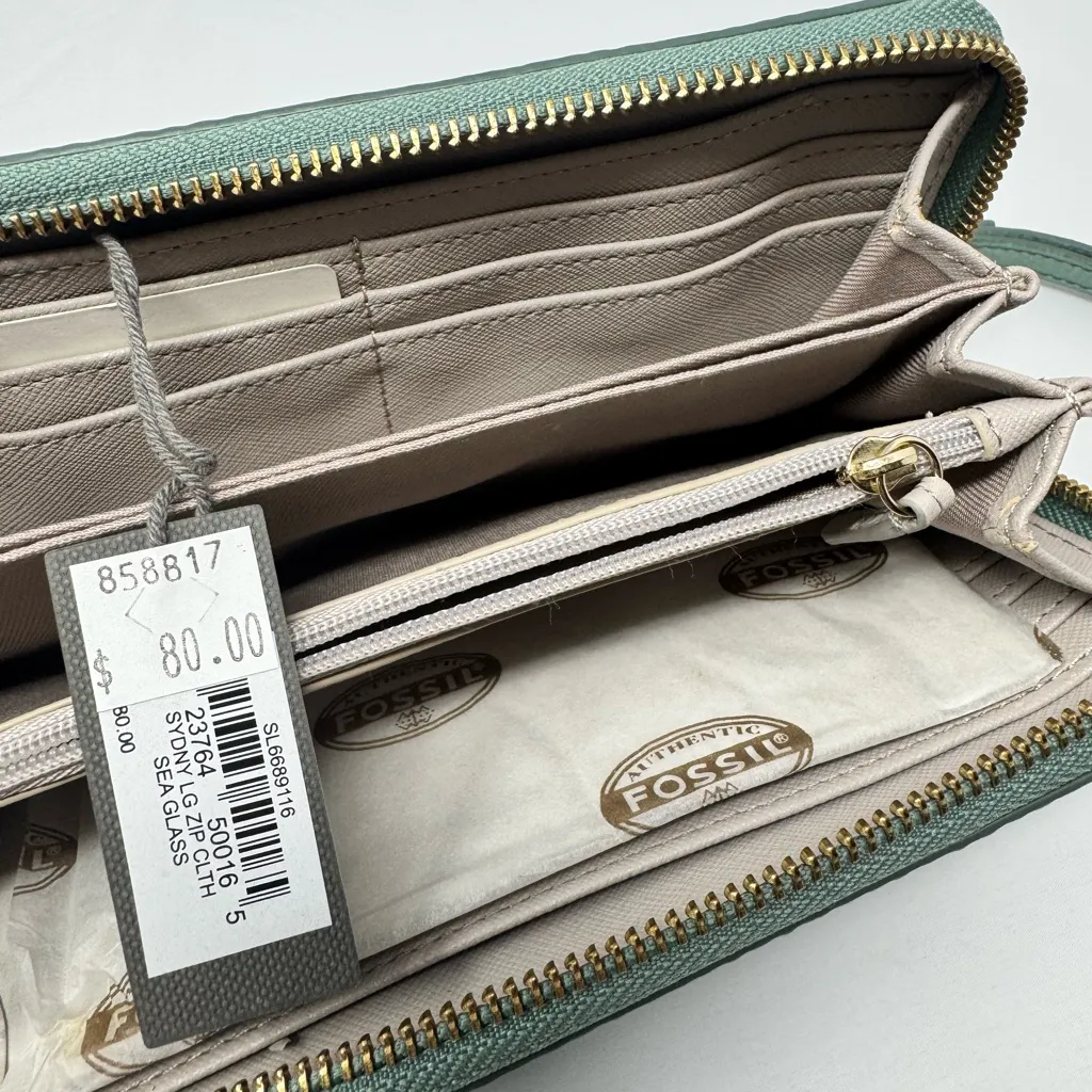 Fossil Sydny Large Zip Clutch Wallet Seaglass   NWT - Image 6