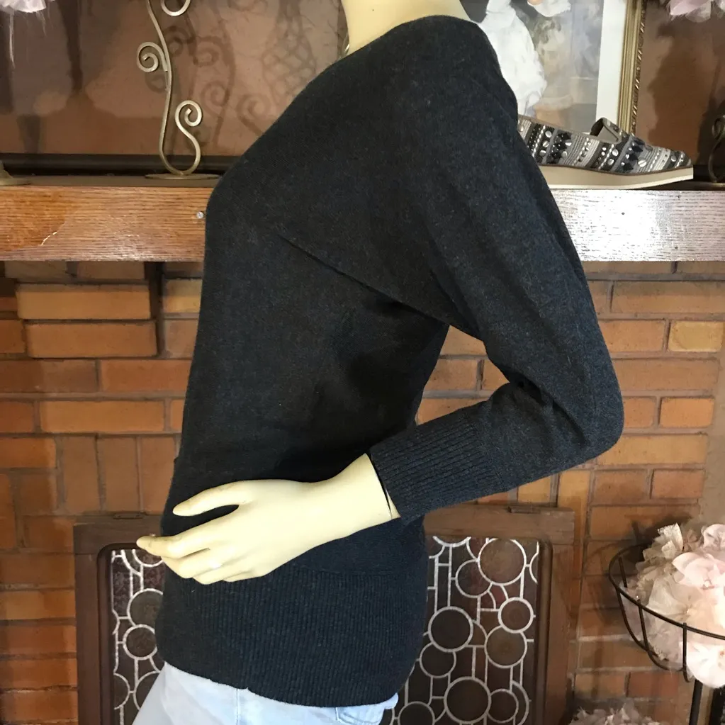 ANN TAYLOR LOFT DARK GRAY LIGHT WEIGHT KNIT PULL OVER SWEATER (S) - Image 5