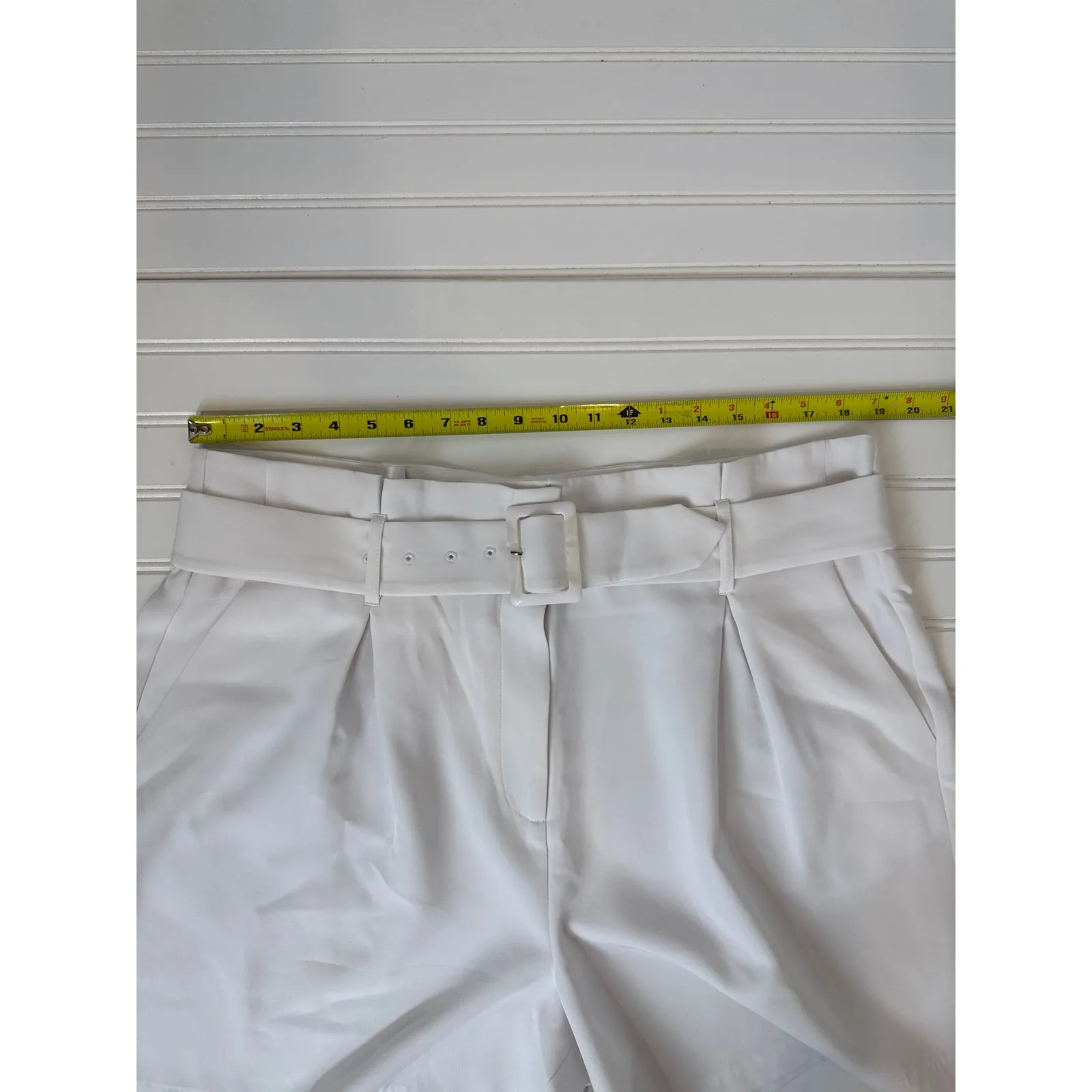 Ellen Tracy & Juicy Couture High Rise Belted Short - V-Neck Crop Tank Bundle XL - Image 6