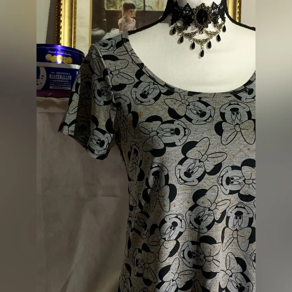 Lularoe Classic T Disney Minnie Mouse Top - Image 3