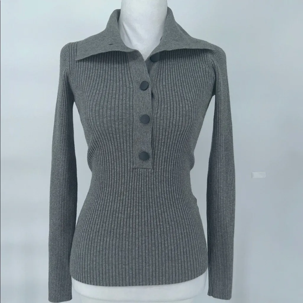Reiss Grey Ribbed Knit Polo Top Button Front Long Sleeve Size S Gray - Image 4