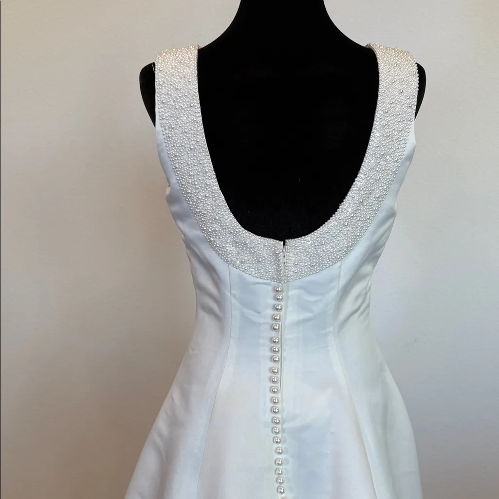 Alfred Angelo Ivory Sleeveless Wedding Dress - Image 7