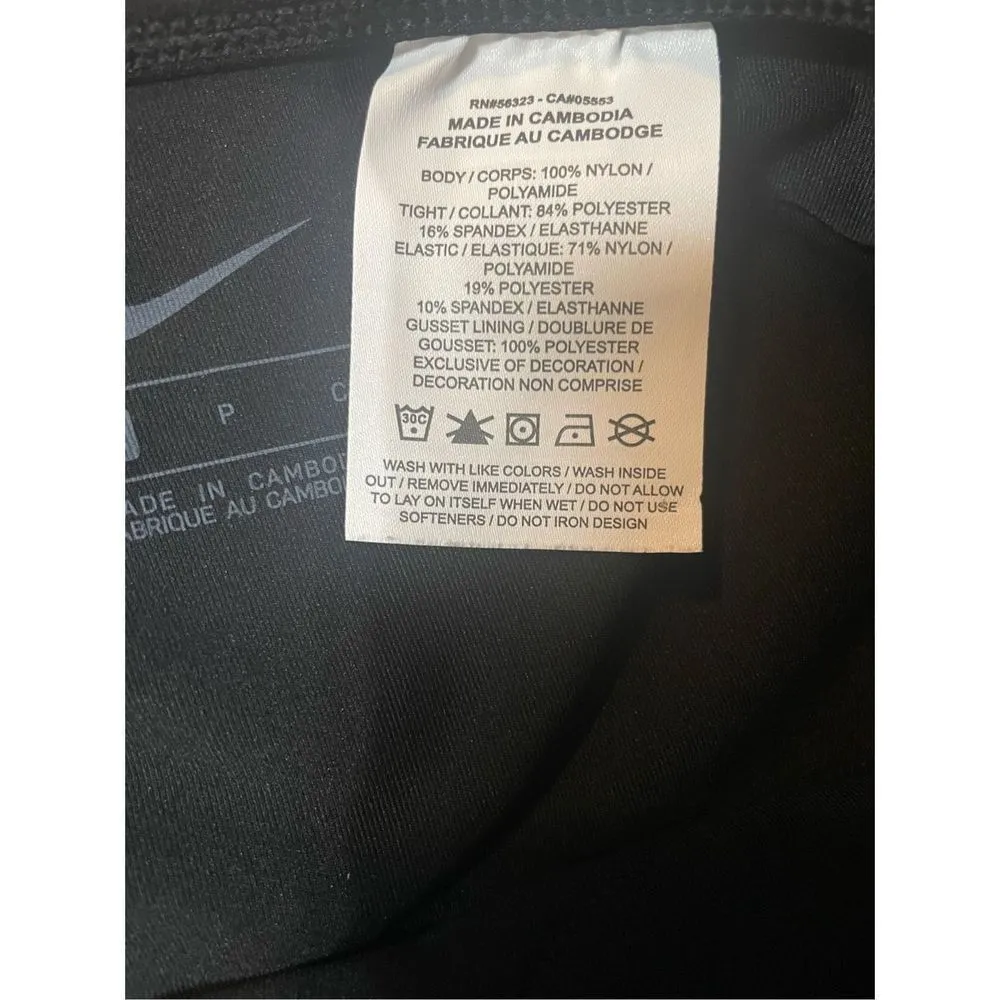 Nike  Tempo LuxeDivision 2 In 1 Shorts sz small - Image 12