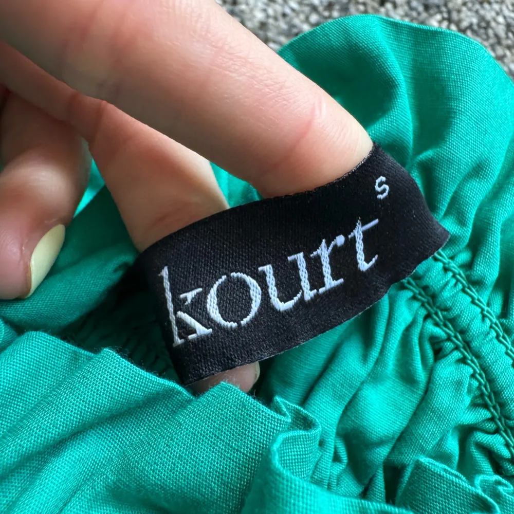Kourt Ellery Set in green teal Brown - Image 3