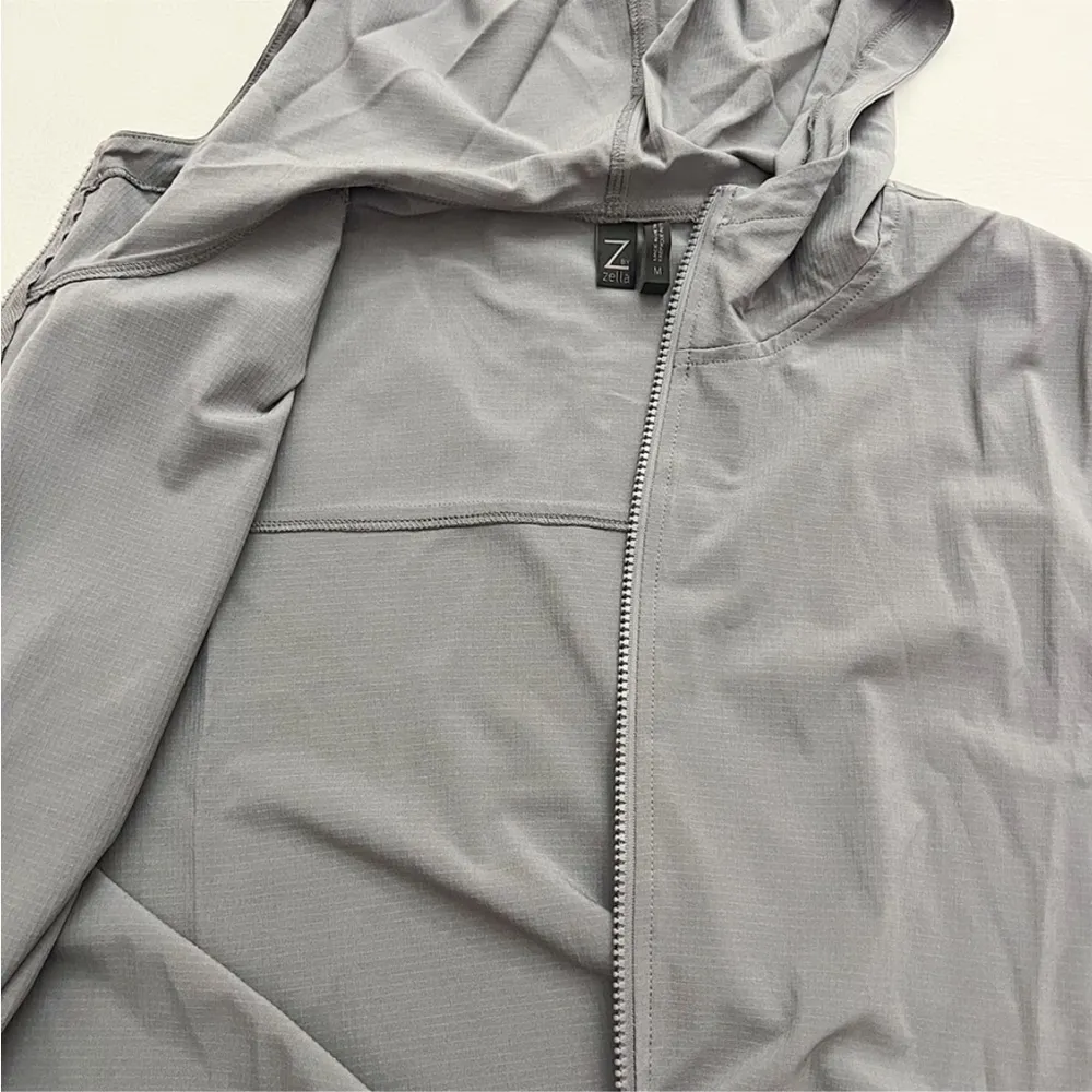 Zella Grey Shade tunic Length Windbreaker with Zip Front, Hoodie and Pockets - Image 3