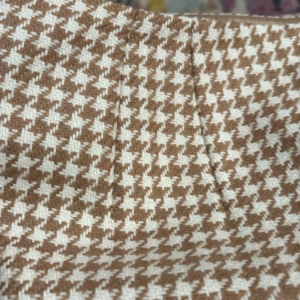 Ann Taylor Houndstooth Camel Tan pencil skirt 4P - Image 4