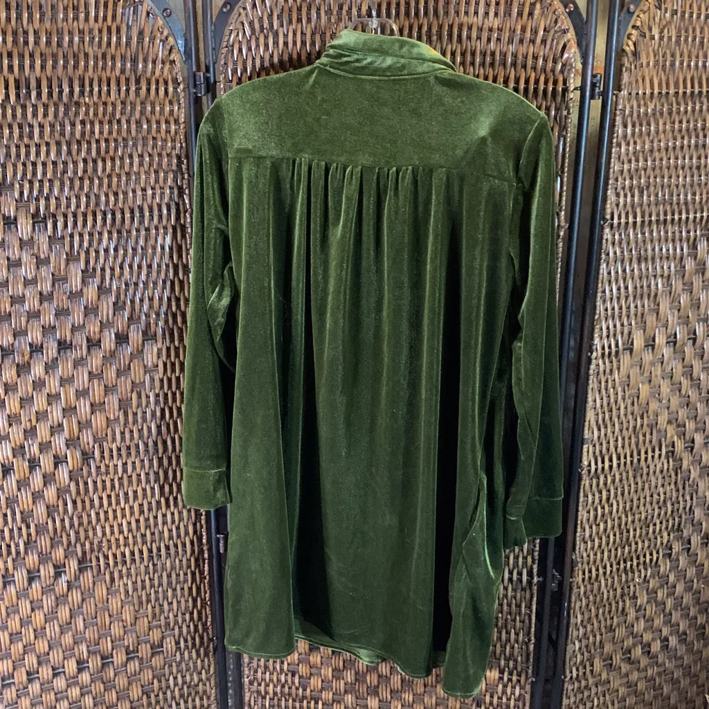 Green Velvet Mini Dress Tunic Top Size M Stretchy Size M - Image 4