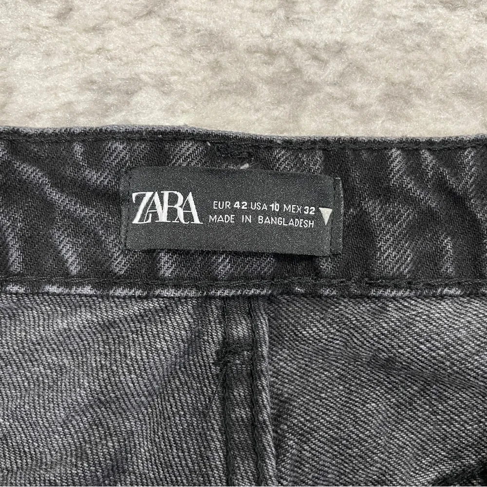 Zara Black High Rise Straight Leg Jeans - Image 6