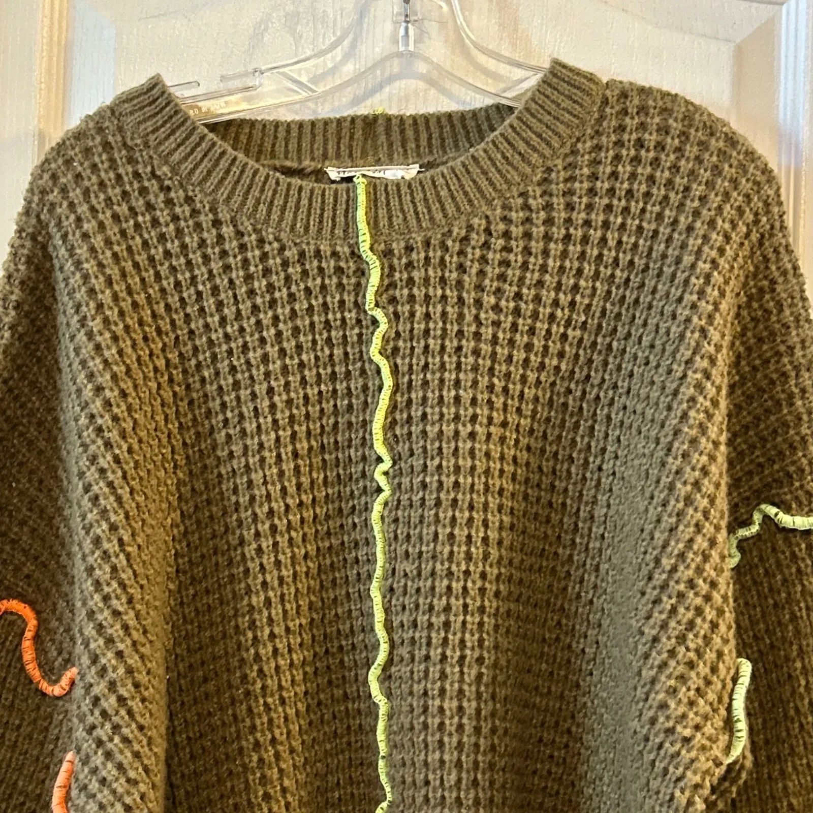 New In Waffle Knit Sweater Olive Green Neon Contrast Stitch Cropped Size Large Brown - Image 7